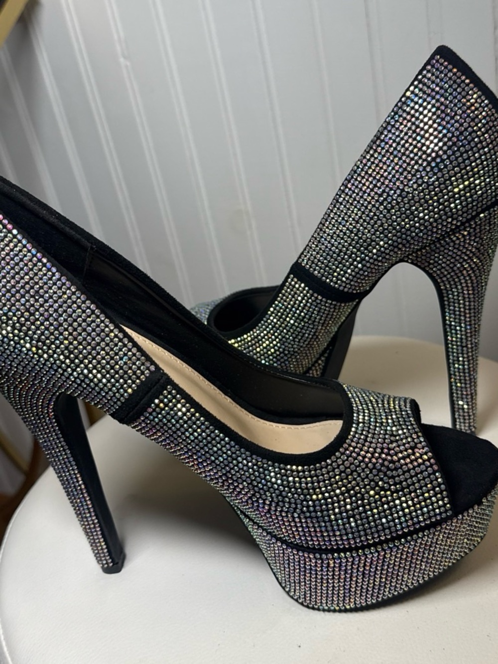 Crystal-Embellished Black Platform Stiletto Pumps - Picture 3 of 3